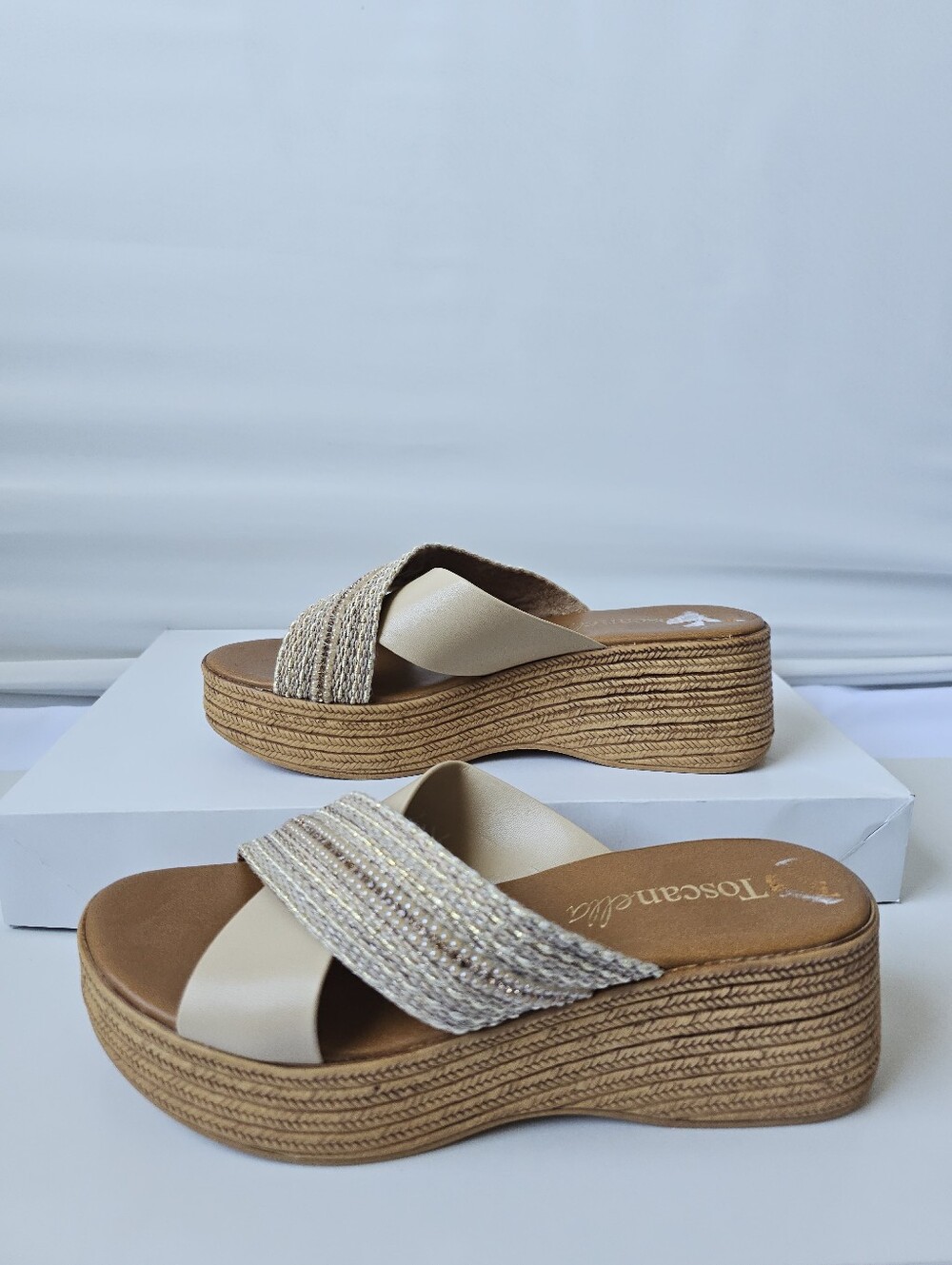 Toscanella Italy Neutral Metallic Wedge Platform Sandals - Size 7 - Picture 2 of 16